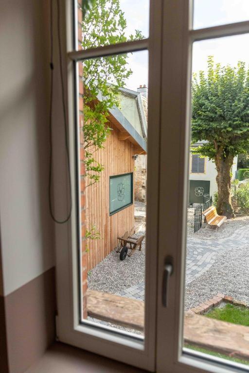 Le Parc Du Magnolia Acomodação com café da manhã Montbéliard Exterior foto